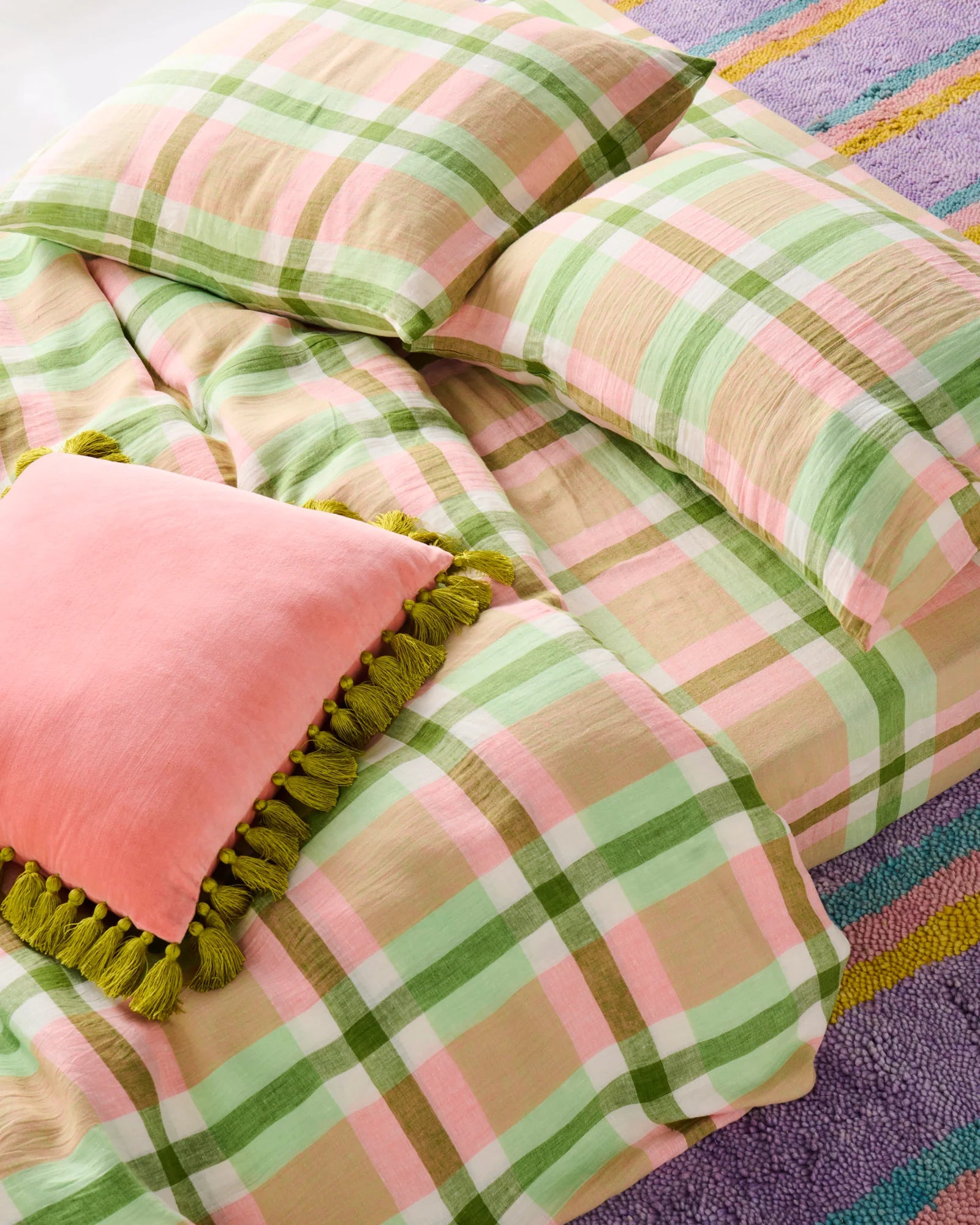KIP & CO - LINEN FITTED SHEET - PISTACHIO TARTAN