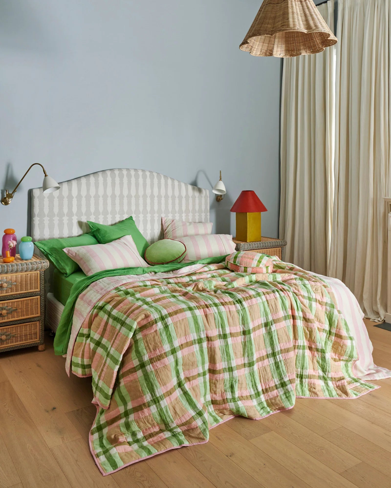 KIP & CO - LINEN FITTED SHEET - GREEN TEA
