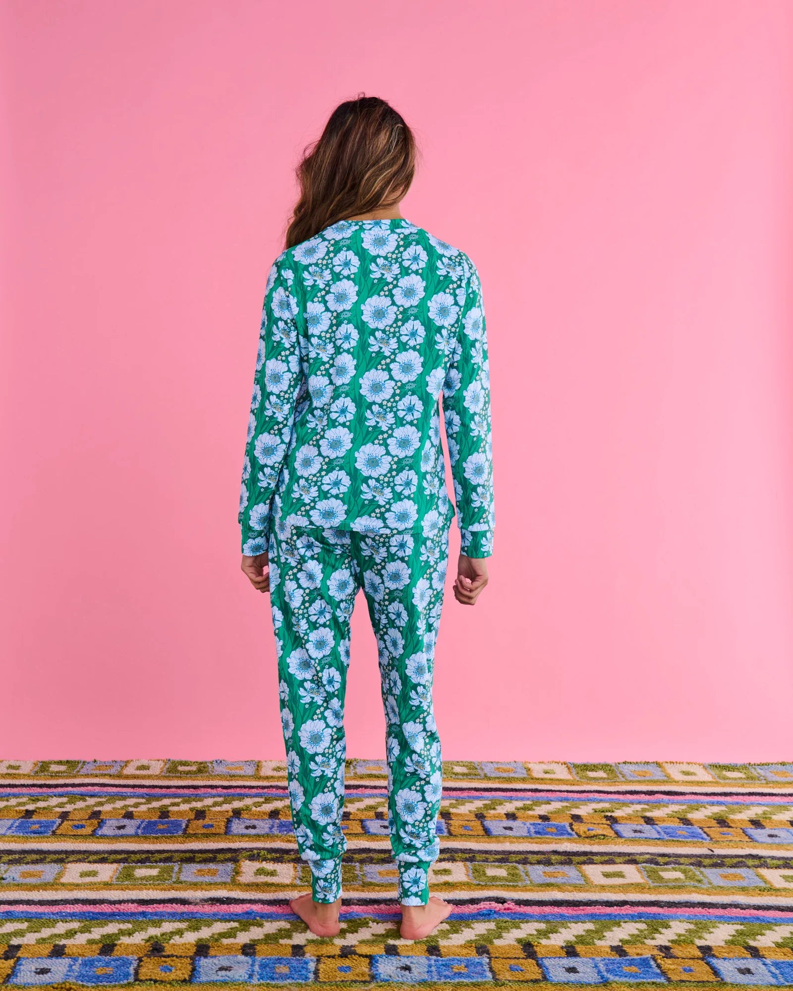 KIP & CO - ORGANIC COTTON LONG SLEEVE PYJAMA TOP & SLOUCH PANT SET -TUMBLING FLOWERS GREEN