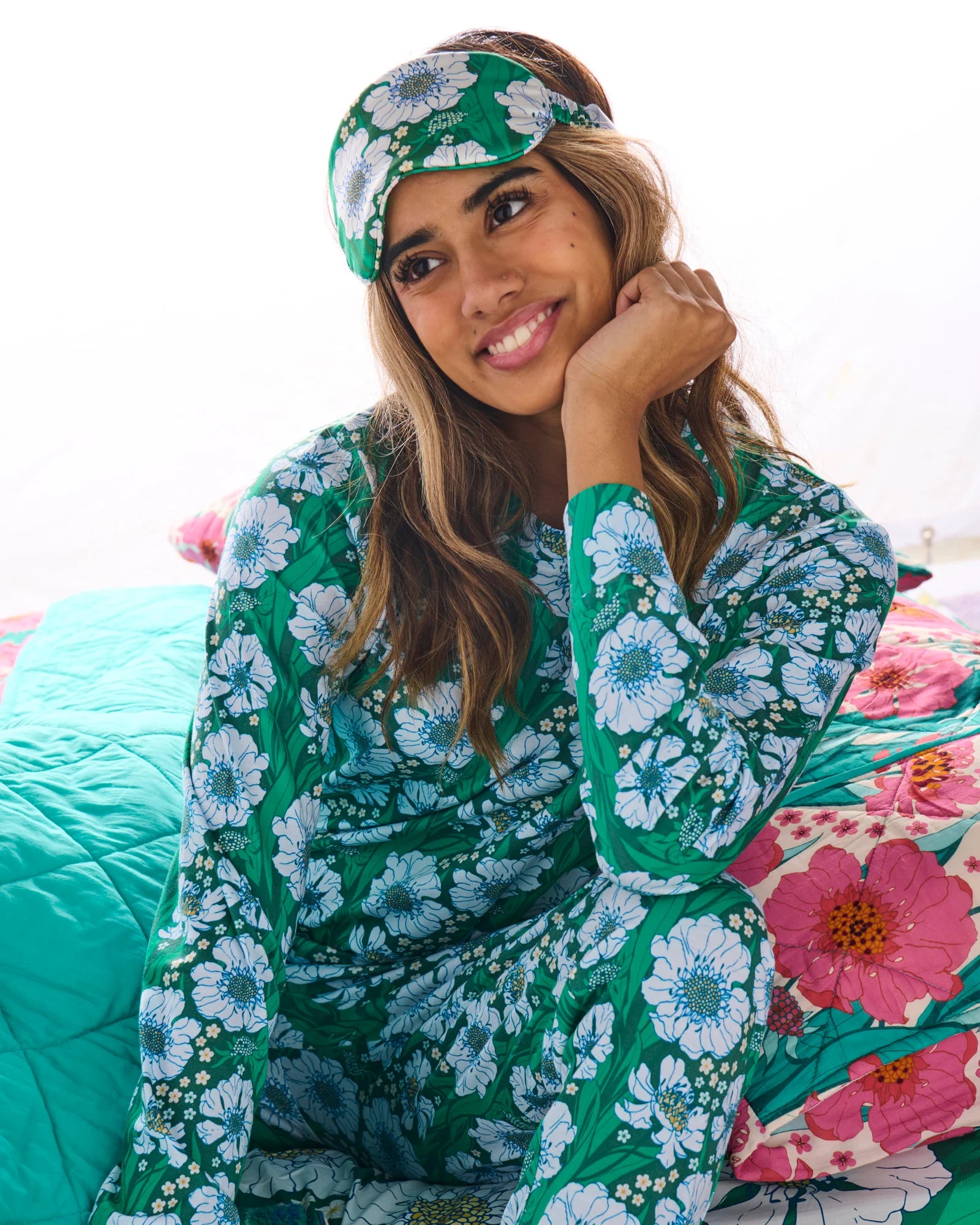 KIP & CO - ORGANIC COTTON LONG SLEEVE PYJAMA TOP & SLOUCH PANT SET -TUMBLING FLOWERS GREEN