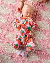 Load image into Gallery viewer, KIP &amp; CO - ORGANIC LONG SLEEVE ZIP ROMPER - STRAWBERRY JAM
