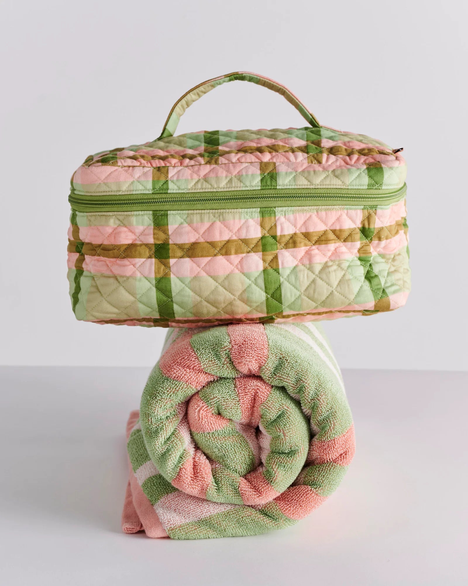 KIP & CO - QUILTED COTTON TOILETRY CASE - PISTACHIO TARTAN