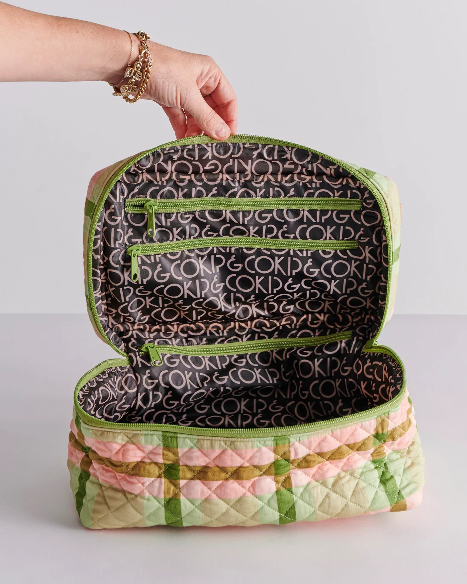 KIP & CO - QUILTED COTTON TOILETRY CASE - PISTACHIO TARTAN