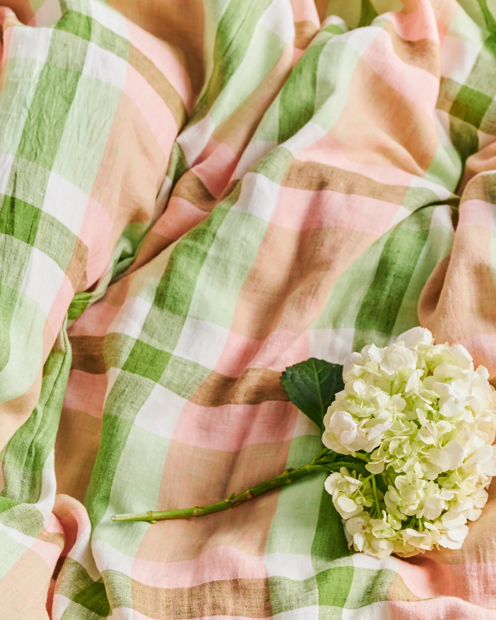 KIP & CO - LINEN FITTED SHEET - PISTACHIO TARTAN