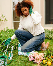 Load image into Gallery viewer, KIP &amp; CO - TUMBLING FLOWERS GREEN GARDEN TOOLS AND GLOVES SET

