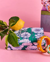 Load image into Gallery viewer, KIP &amp; CO - VELVET JEWELLERY BOX SMALL - TUMBLING FLOWERS GREEN
