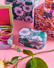 Load image into Gallery viewer, KIP &amp; CO - VELVET TRAVEL JEWELLERY BOX  - TUMBLING FLOWERS GREEN
