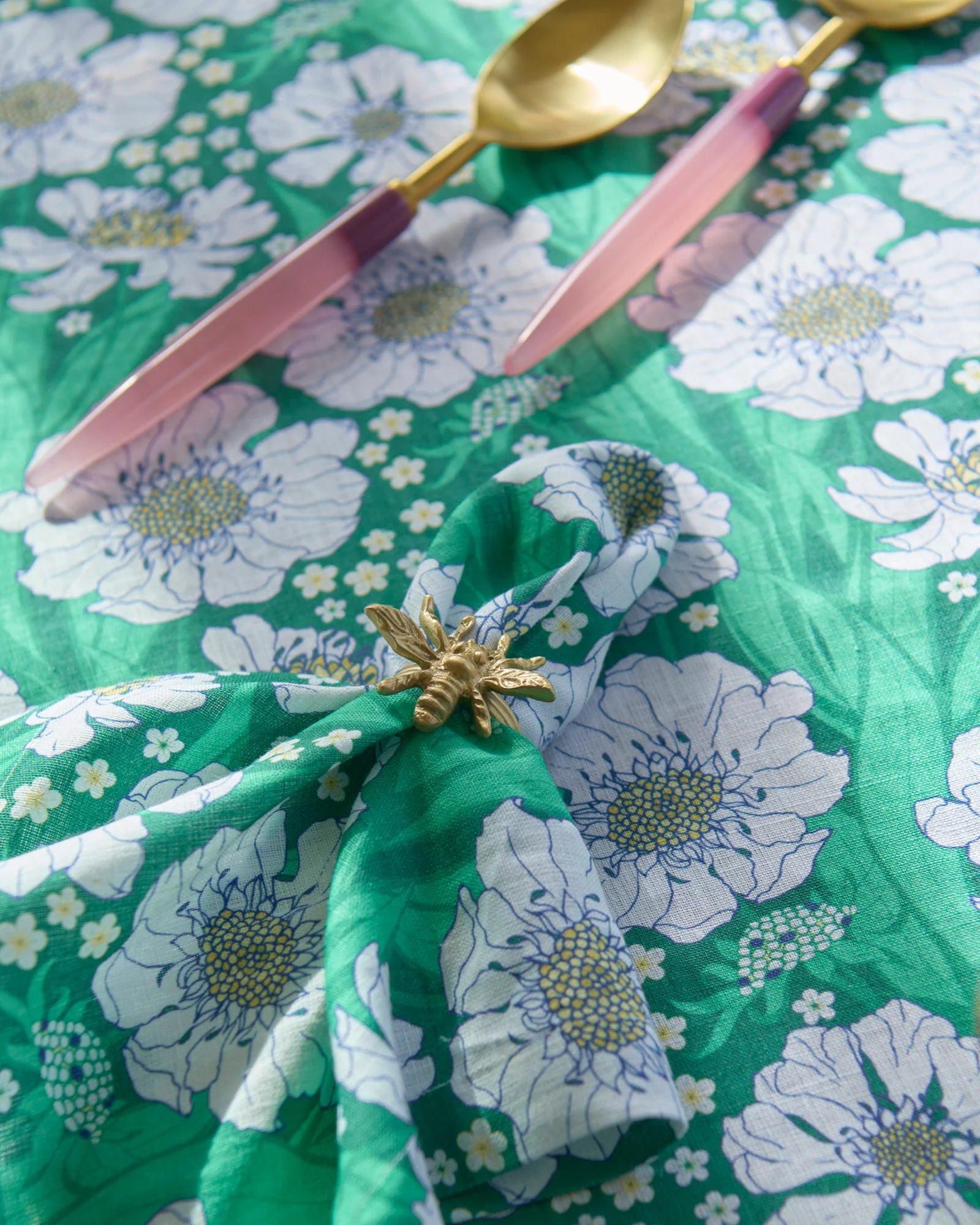 KIP & CO - LINEN 4P NAPKIN SET - TUMBLING FLOWERS GREEN