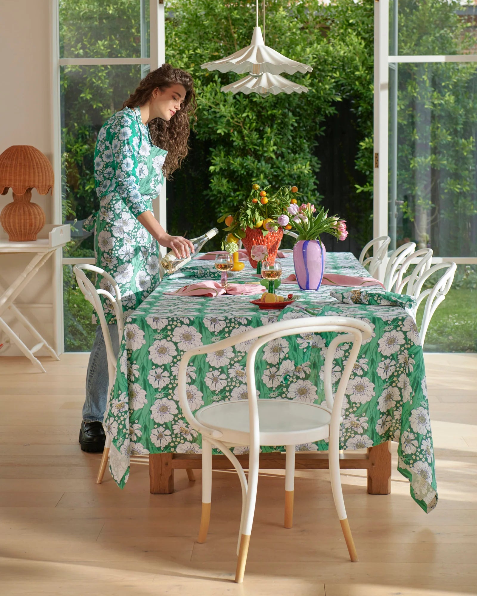 KIP & CO - LINEN TABLECLOTH STANDARD RECTANGULAR - TUMBLING FLOWERS GREEN