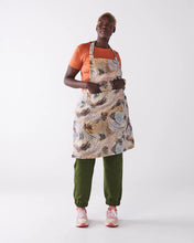 Load image into Gallery viewer, KIP &amp; CO X ERNABELLA ARTS - LIKARA LINEN APRON
