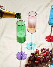 Load image into Gallery viewer, KIP &amp; CO - JADED CHAMPAGNE GLASS 2P SET
