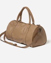 Load image into Gallery viewer, STITCH &amp; HIDE - GLOBE WEEKENDER - OAK
