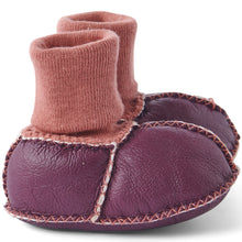 Load image into Gallery viewer, KIP &amp; CO - BABY BOOTIES - BEETROOT
