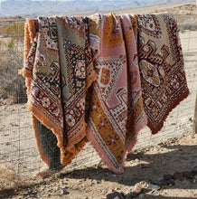 Load image into Gallery viewer, WANDERING FOLK - AUBURN VALLEY WOVEN THROW
