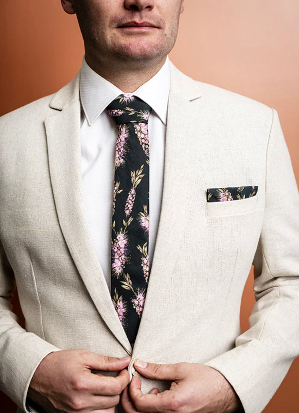 PEGGY & FINN - BOTTLEBRUSH GREEN COTTON TIE